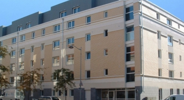 Апартаменты Standard Séjours & Affaires Reims Clairmarais