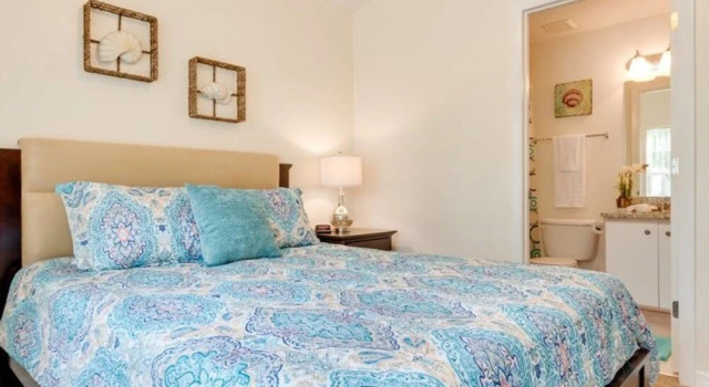 Comfy and Spacious Near Disney With Pool - 4bd/3ba #4hl124, Book Feriehus Hoteller i Four Corners med pool, Swimmingpool