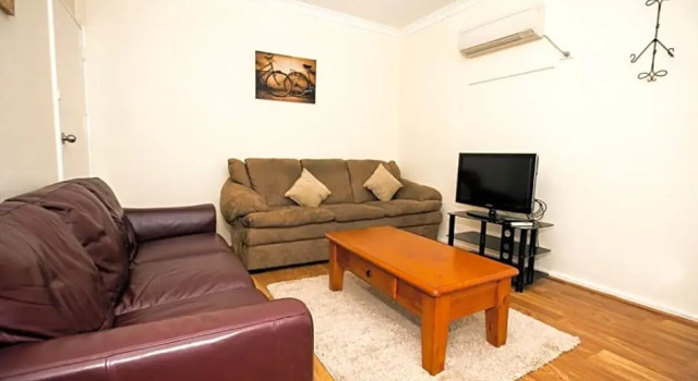 Апартаменты с 3 комнатами Kalgoorlie Overland Motel