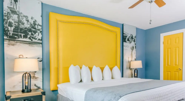 Двухместный номер Standard с видом на бассейн Hollander Hotel - Downtown St. Petersburg