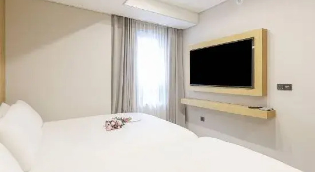Двухместный семейный номер Standard Busan Seomyeon Nestly Hotel