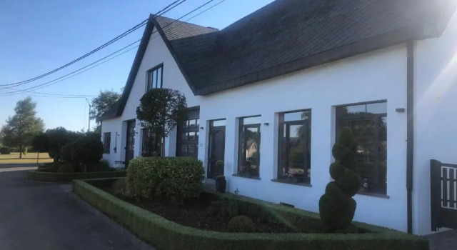 La Villa Bastogne chambre d'hôtes 1, Забронировать Вилла Бастонь 