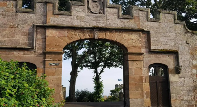 Апартаменты Crail House Apartments