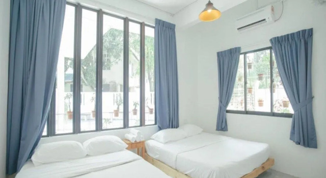 Desvan Villa, Varaa Villa Hotellit Johor pysäköinnillä, Pysäköinti
