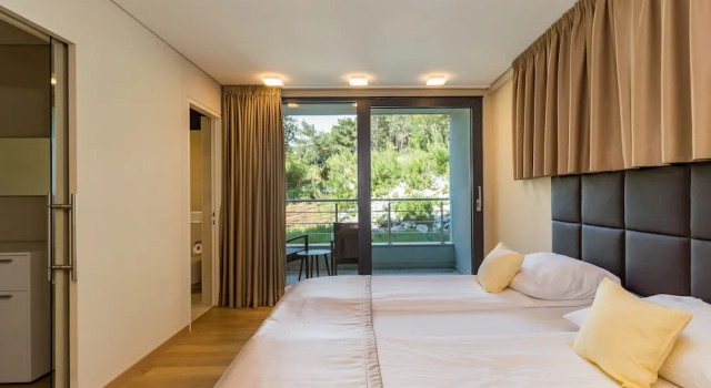 Апартаменты Superior Park Hill Residences