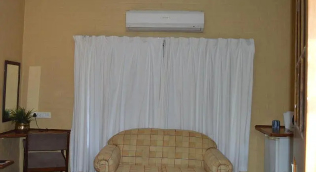 Номер Standard Ascot Inn