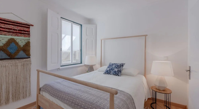 Апартаменты Bright & Spacious W/ Orange Tree Patio Apartment by TimeCooler