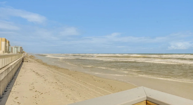 Walk to the Beach! New Smyrna Hideaway w/ Patio, Забронировать Апартаменты/квартира Апартаменты штата Флориды, Апартаменты/квартира