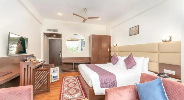 Номер Deluxe The Chinar Resort and Spa, Srinagar