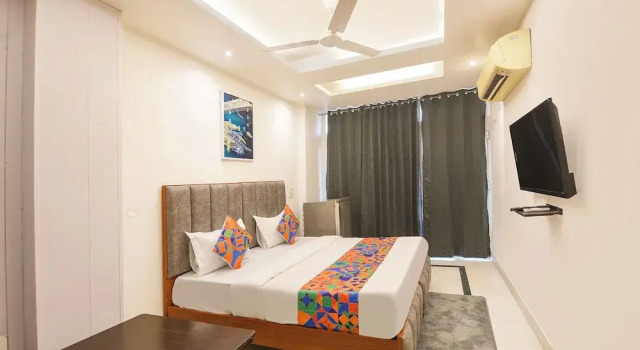 Номер Deluxe FabHotel 82 Inn
