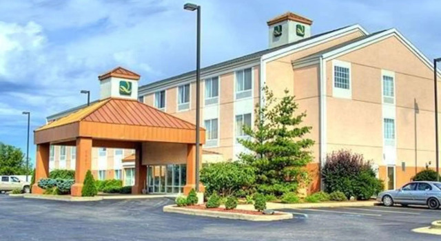 Quality Inn Kalamazoo, Rezerwuj Hotel Hotele w Kalamazoo ze śniadaniem, Śniadanie