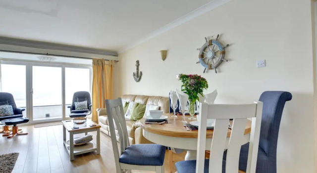 Spacious Apartment in Saundersfoot With Terrace, Забронировать Апартаменты/квартира Сондерсфут 
