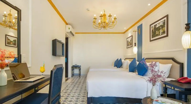 Четырёхместный семейный номер Standard с балконом Hoi An Blue Sky Boutique Hotel & Spa