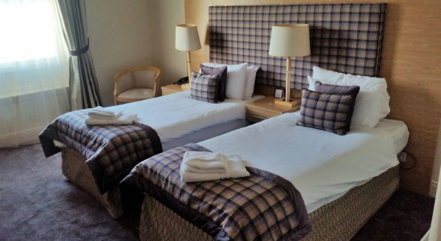Northern Hotel, Забронировать Отель Отели Брихин с парковкой, Парковка