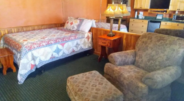 Bear Inn Retreat, Réserver Hôtel Clifton Tennessee