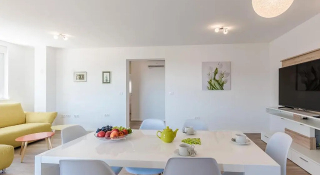 Апартаменты Deluxe Apartments Sunrise