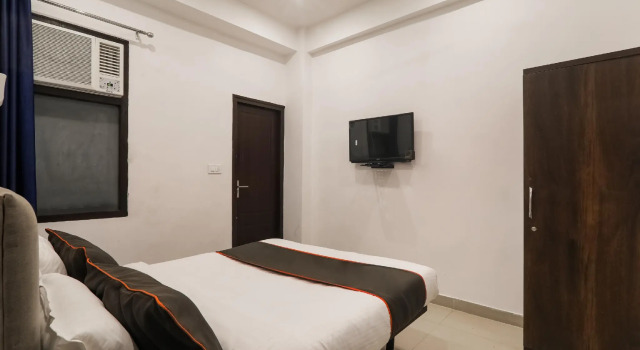 FabHotel Insight Inn, Забронировать Отель Вибхути Кханд штат Уттар-Прадеш