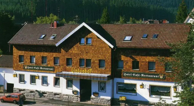 Hotel Café Restaurant Lindenhof, Varaa Hotelli Furtwangen Black Forest