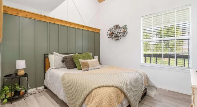 Tranquil Treehouse Loft - Golf Course Views, Забронировать Апартаменты/квартира Апартаменты Table Rock Lake, Апартаменты/квартира