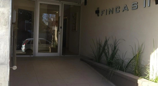 Carlos Paz - 3 Dormitorios con cochera - Zona céntrica residencial, Rezerwuj Hotel Villa Carlos Paz 