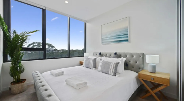 New Contemporary Apartment near Macquarie Centre