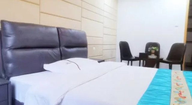 Люкс Deluxe Guangzhou Jinhe Business Apartment (Haizhu Wanda-Hesheng Plaza)