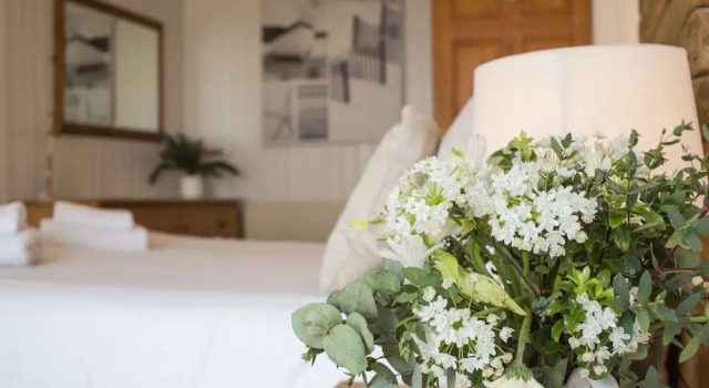 Lusty Glaze Beach Accommodation