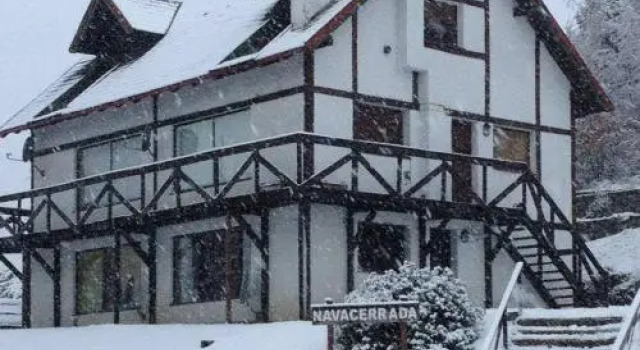 Cabaña / Departamento Navacerrada, Забронировать Отель Cerro Catedral Сан-Карлос-де-Барилоче