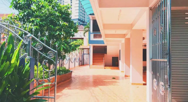 Люкс c 1 комнатой Marin House Pattaya
