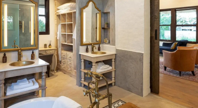 Люкс Luxury Mbano Manor Hotel Victoria Falls