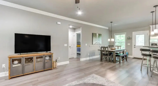 Eureka Springs Family Home - 1/2 Mi to Marina!, Забронировать Дом для отпуска Виллы Northwest Arkansas, Вилла