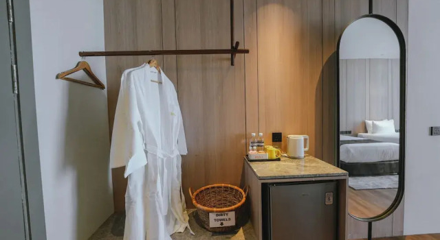 Двухместный номер Standard с балконом и с видом на горы Sematan Roxy Beach Apartment