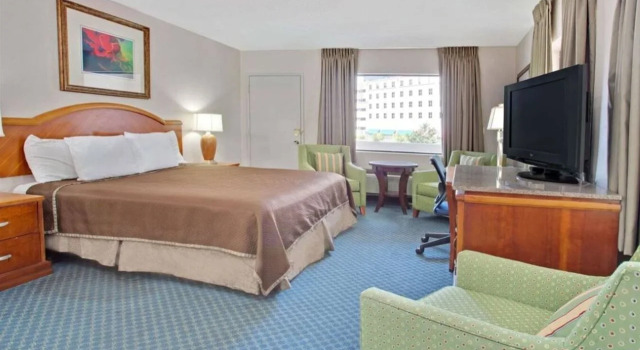 Travelodge - Orlando Downtown