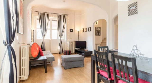 Colorful and Modern 2bed Flat Beside Piazza Popolo, Prenota Hotel Roma Lazio