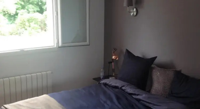 House With 4 Rooms in Pouzolles, With Wonderful Mountain View, Private, Réserver Hôtel Pouzolles Languedoc-Roussillon