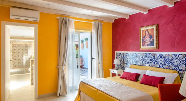 Номер Luxury Mediterranean Charm villa con piscina al mare