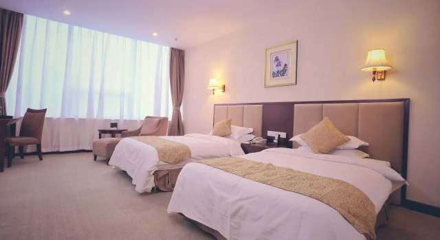 Nanjing Panda Jinling Hotel, Buchen Sie Hotel Hotels in Jiangsu mit Parkplatz, Parkplätze