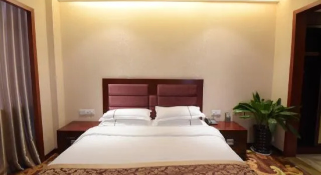 Suite Cen Yang Hotel