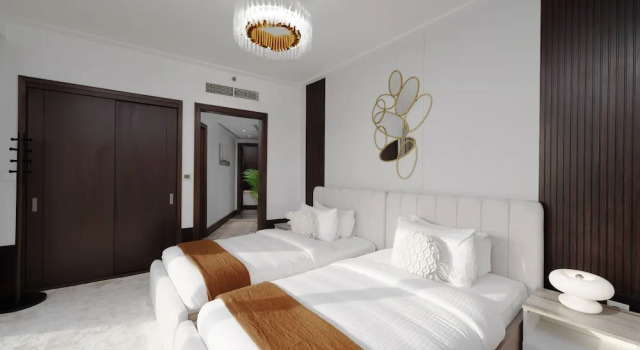 Maison Privee - Ultra Chic High-Floor Apt w/ Direct Burj Khalifa & Fountains Views, Забронировать Апартаменты/квартира Даунтаун Дубай , рядом с Дубайский аквариум