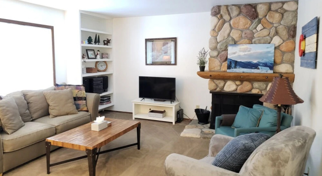 #1772 Chateau Claire at Lake Dillon - Best Central Location for Summit Ski Areas - Free Bus Route, Rezerwuj Hotel Hotele w Vail Ski z parkingiem, Parking