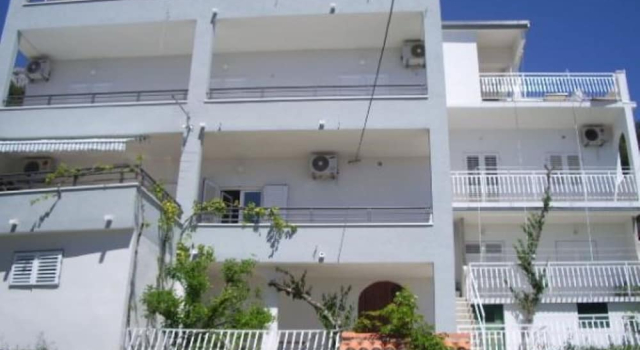 Apartments Josip II
