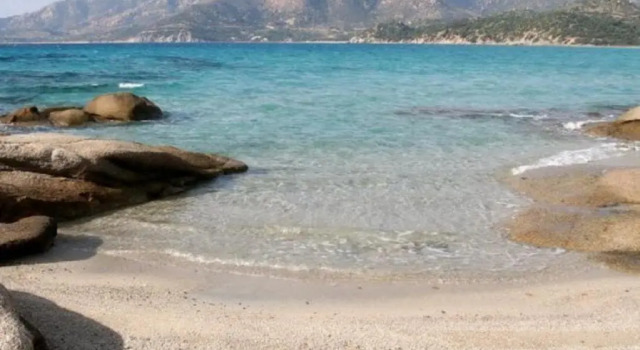 Sul Mare Sardegna Villa Actea, Book Villa Sommerhuse i Costa Rei, Hytte