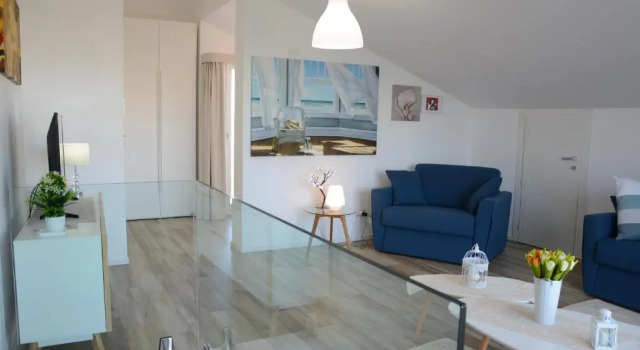 ATTICO MARIS 104 a due passi dalla spiaggia Free Wi Fi, Забронировать Отель Альгеро Sardinia North, рядом с Пляж Мария Пиа
