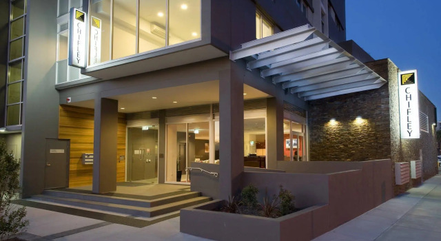 Chifley Apartments Newcastle, Забронировать Апартаменты/квартира Отели Ньюкастл с парковкой, рядом с Hamilton TAFE Campus, Парковка