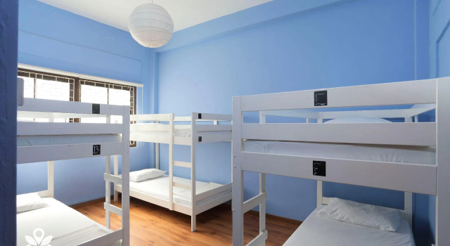 Gusti Bed & Breakfast Singapore