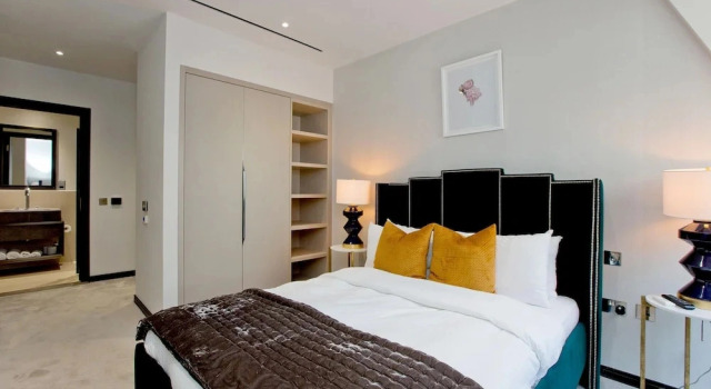 Коттедж 3-bed Deluxe Apt 517