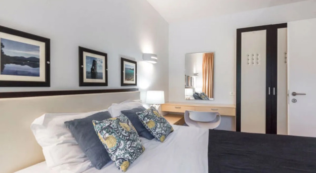 Cala Sultana 31275, Rezerwuj Hotel Hotele w Korsyka z parkingiem, Parking