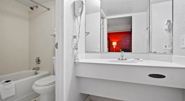 Двухместный номер Deluxe La Quinta Inn by Wyndham Costa Mesa Orange County
