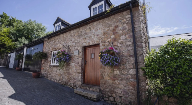 King Arthur Hotel, Prenota Hotel  