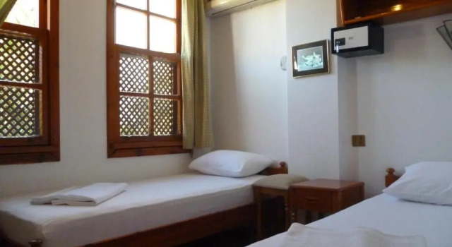 Номер Economy Frankfurt Hotel